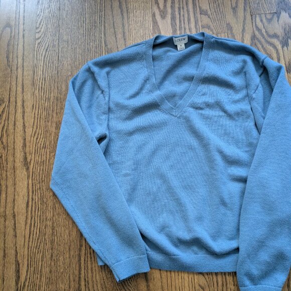 J crew V Neck Sweater - Picture 3 of 4